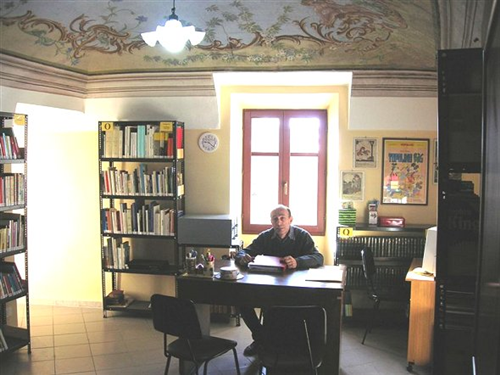 Informazioni e orari di ape...